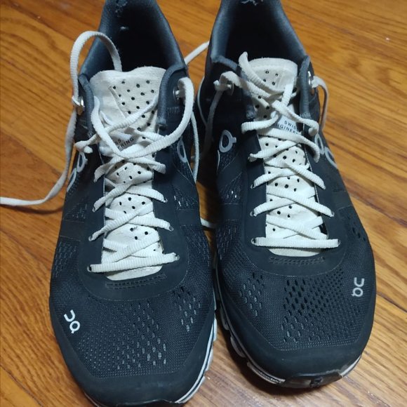 On Running Women Cloudflow 1 (original) Size 6 Black/Gray/White - Picture 3 of 15